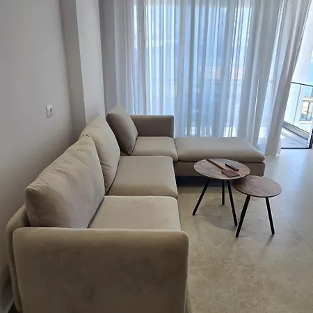 Sealuxe Apartman *