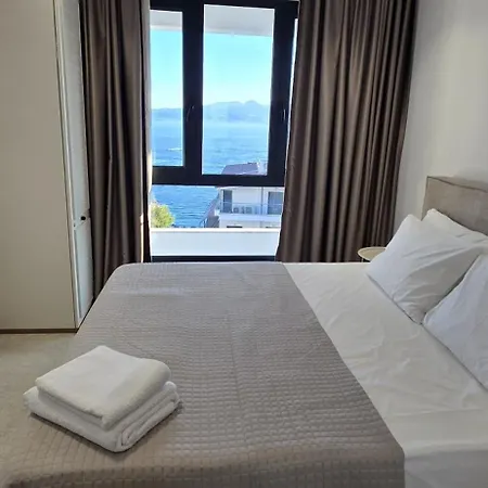 Sealuxe Apartment Sarandë